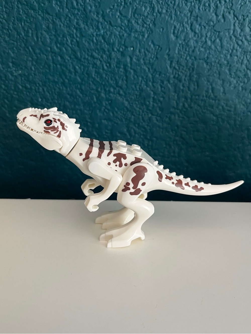 Jurassic World Small Dinosaurs Mini-figures (not official lego) - Picture 3 of 9